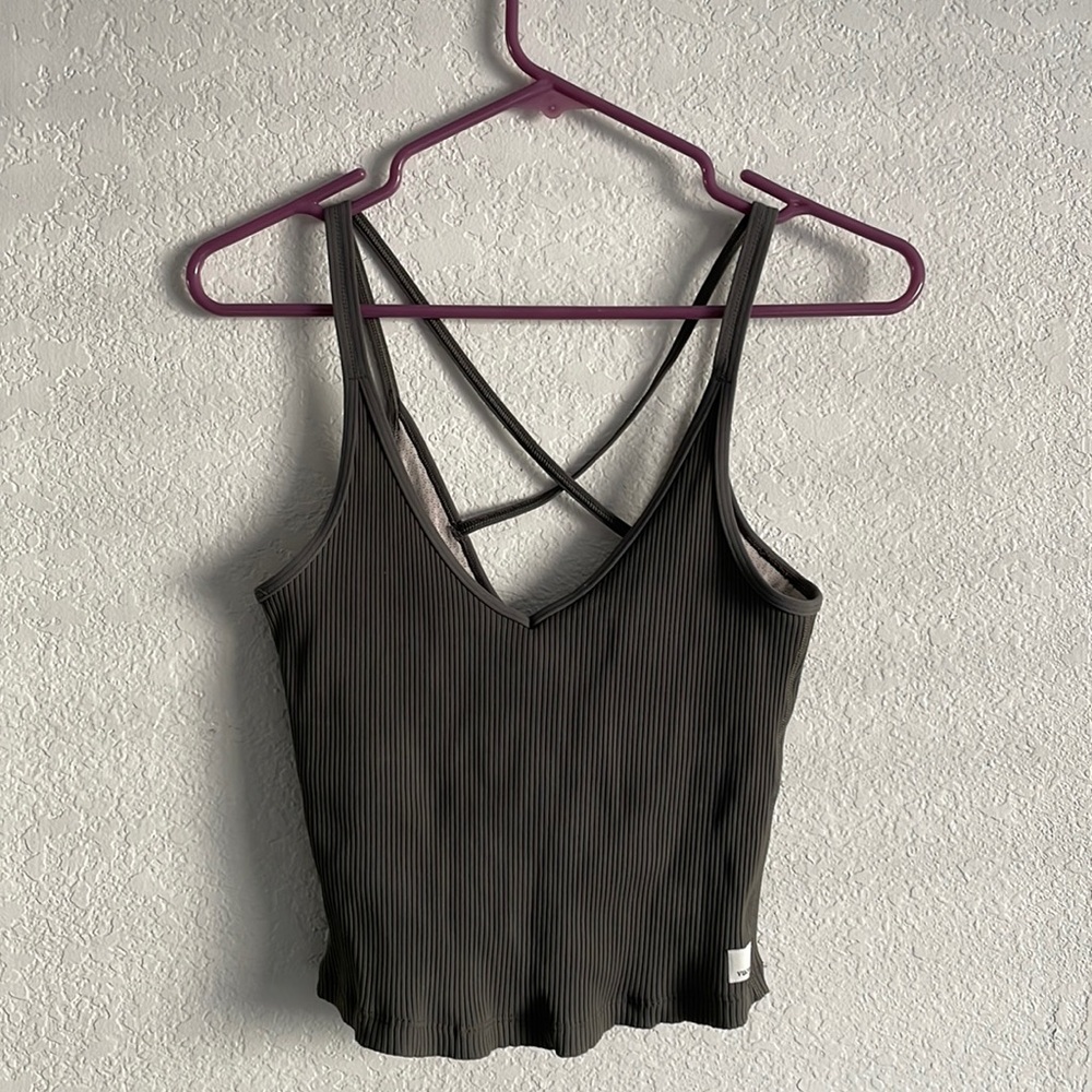 Vuori Rib Crop Tank Army green LIKE NEW Small